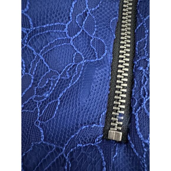 Alice + Olivia Opal Lace Handkerchief Dress Black Blue Size 6 Midi Lace Ruffle - Picture 8 of 12